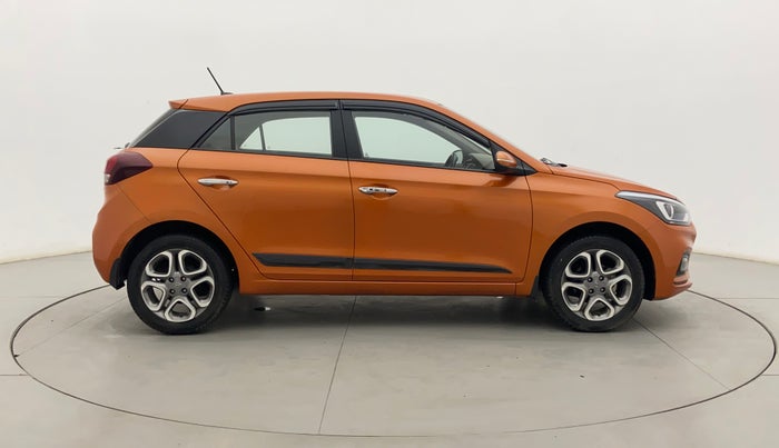 2018 Hyundai Elite i20 ASTA 1.2 (O), Petrol, Manual, 25,601 km, Right Side View