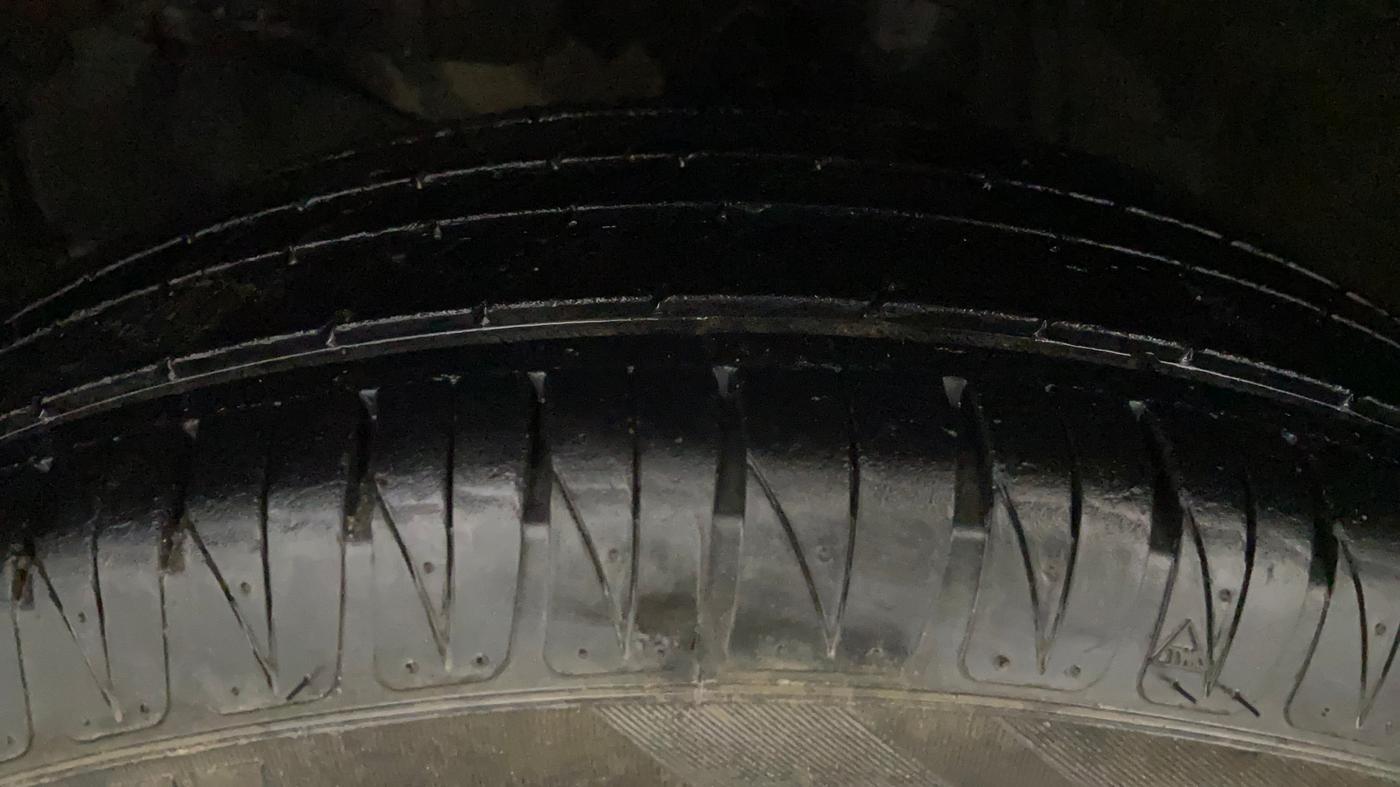 2016 Honda Jazz 1.2L I-VTEC V AT, Petrol, Automatic, 50,759 km, Left Front Tyre Tread