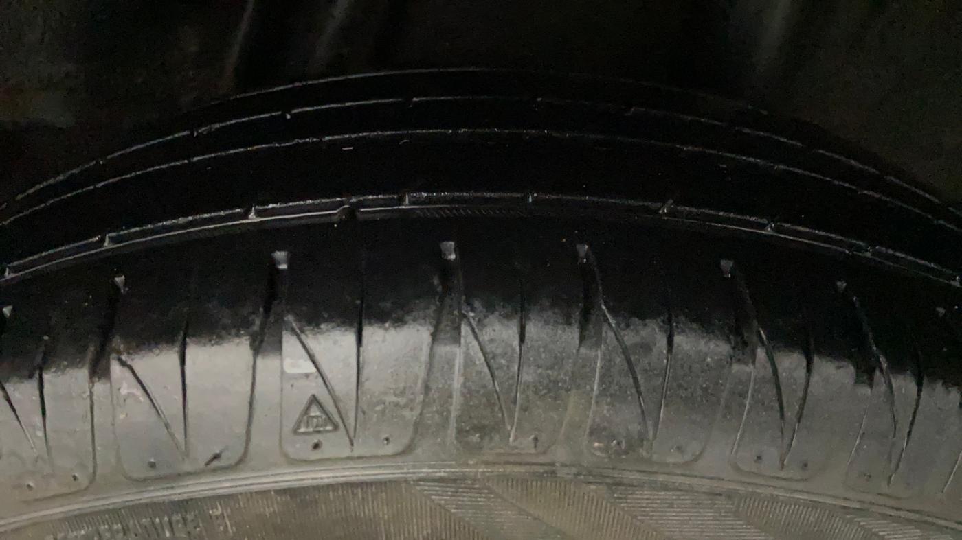2016 Honda Jazz 1.2L I-VTEC V AT, Petrol, Automatic, 50,759 km, Left Rear Tyre Tread