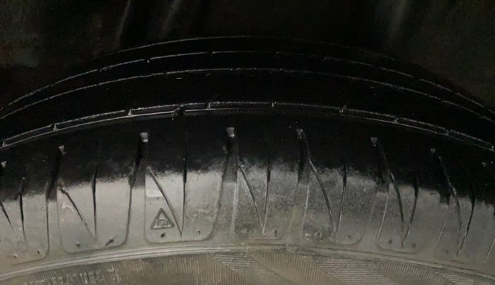 2016 Honda Jazz 1.2L I-VTEC V AT, Petrol, Automatic, 50,458 km, Left Rear Tyre Tread
