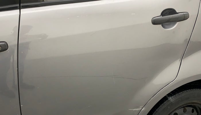 2010 Maruti Ritz VXI, Petrol, Manual, 95,346 km, Rear left door - Slightly dented