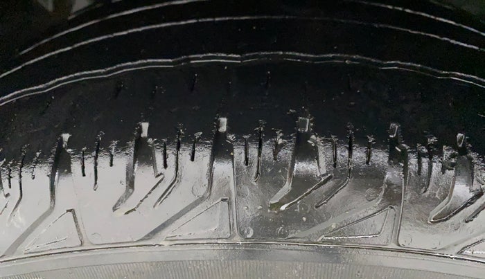 2019 Tata Harrier XZ 2.0L, Diesel, Manual, 61,269 km, Left Front Tyre Tread