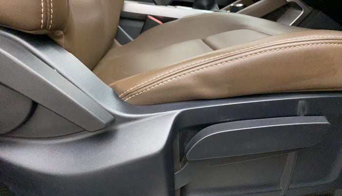 2019 Tata Harrier XZ 2.0L, Diesel, Manual, 61,269 km, Driver Side Adjustment Panel