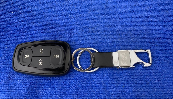 2019 Tata Harrier XZ 2.0L, Diesel, Manual, 61,269 km, Key Close Up