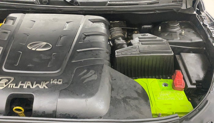 2016 Mahindra XUV500 W4, Diesel, Manual, 1,25,455 km, Engine View - Left