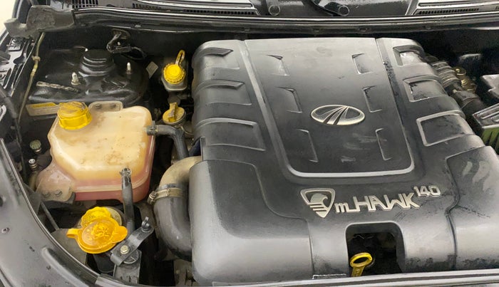 2016 Mahindra XUV500 W4, Diesel, Manual, 1,25,455 km, Engine View - Right