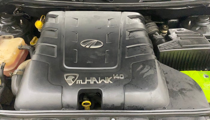 2016 Mahindra XUV500 W4, Diesel, Manual, 1,25,455 km, Engine View