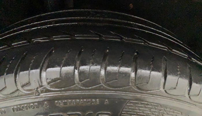 2018 Ford Ecosport TITANIUM + 1.5L PETROL AT, Petrol, Automatic, 39,703 km, Right Front Tyre Tread