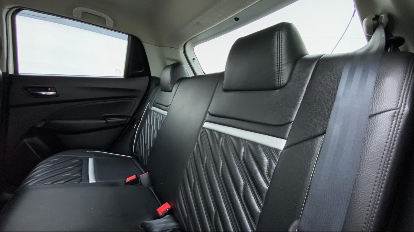 2020 Maruti Swift VXI D, Petrol, Manual, 77,414 km, Right Side Rear Door Cabin