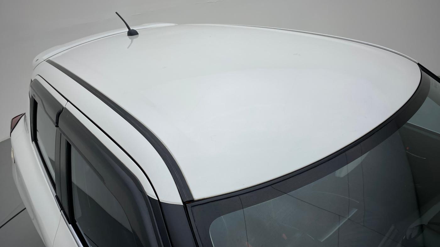 2020 Maruti Swift VXI D, Petrol, Manual, 77,414 km, Roof