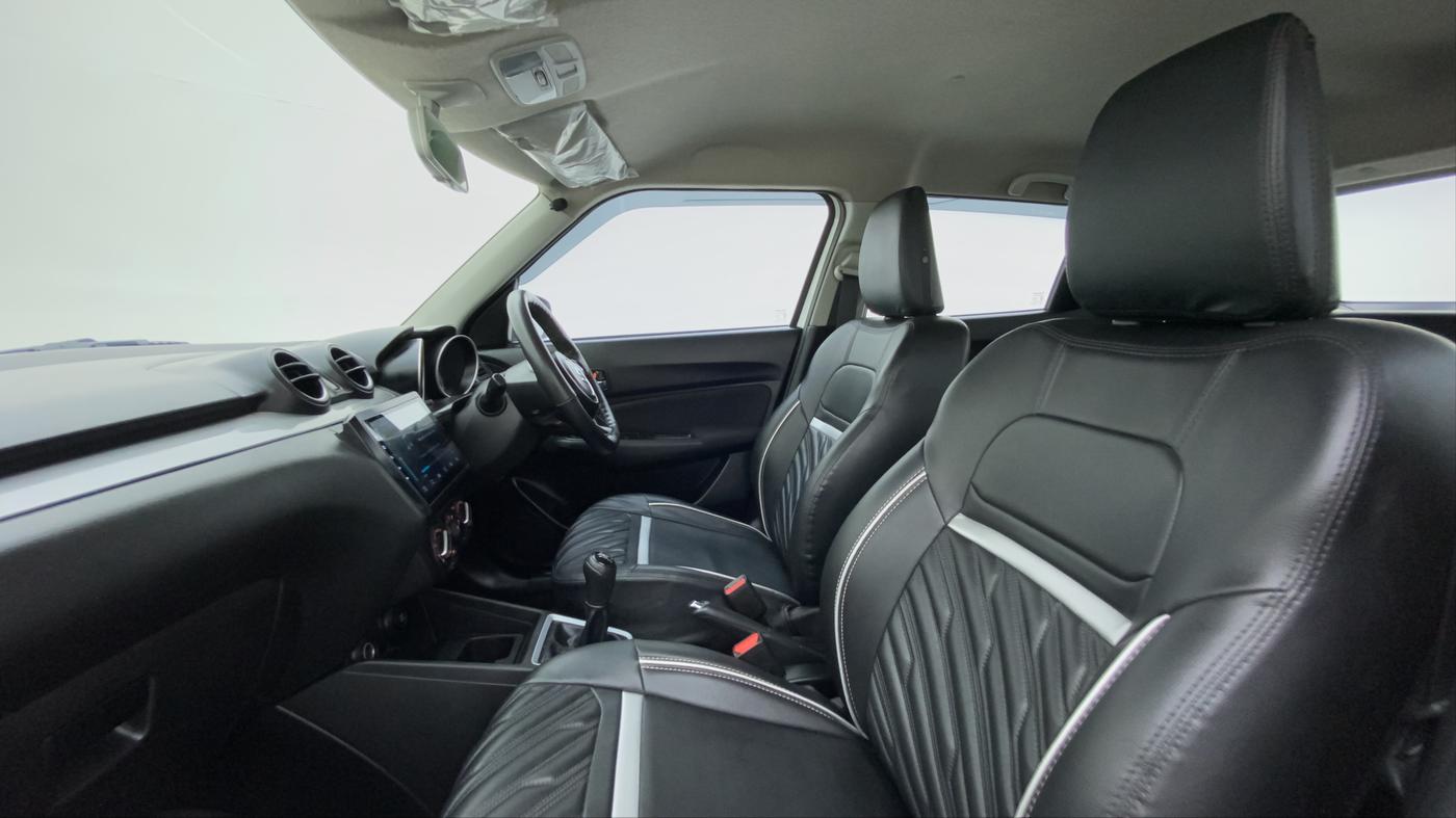 2020 Maruti Swift VXI D, Petrol, Manual, 77,414 km, Right Side Front Door Cabin