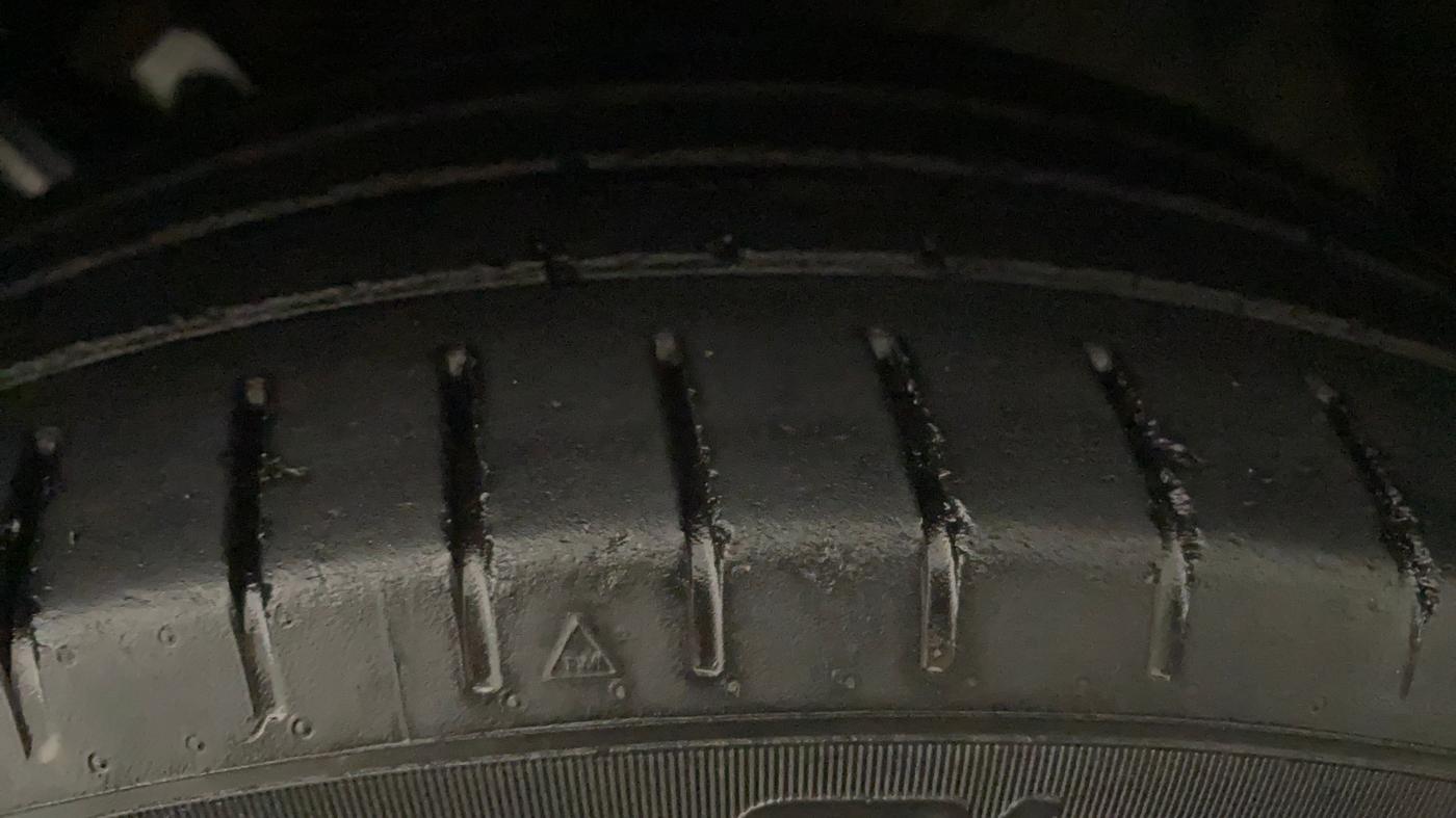 2019 Maruti Baleno ZETA CVT PETROL 1.2, Petrol, Automatic, 92,957 km, Left Front Tyre Tread