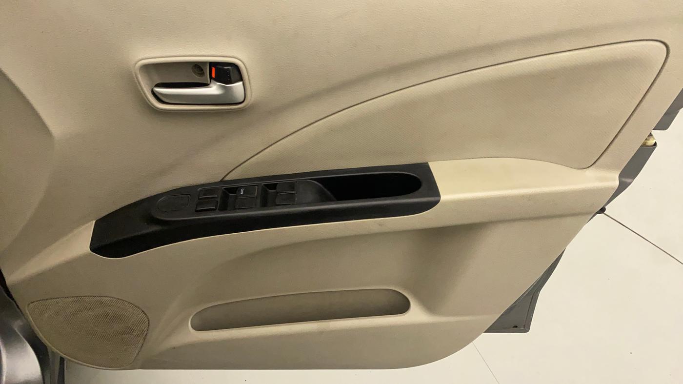 2017 Maruti Celerio VXI CNG, CNG, Manual, 74,159 km, Driver Side Door Panels Control