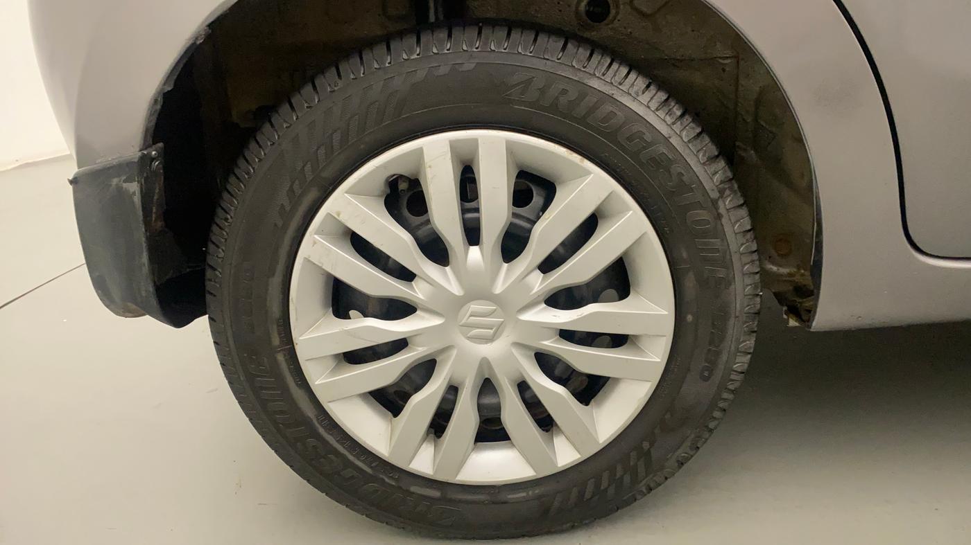 2017 Maruti Celerio VXI CNG, CNG, Manual, 74,159 km, Right Rear Wheel