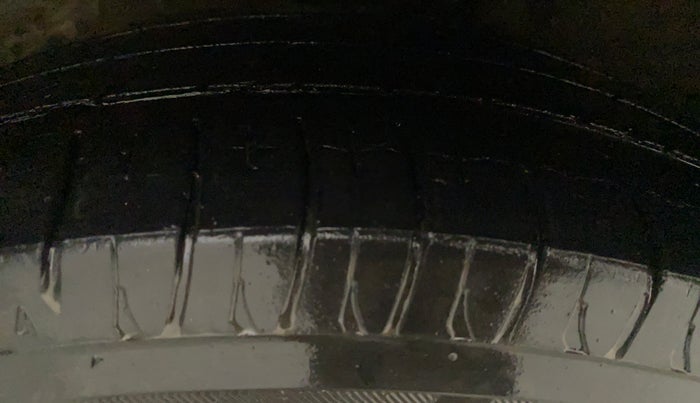 2017 Maruti Celerio VXI CNG, CNG, Manual, 74,159 km, Right Rear Tyre Tread