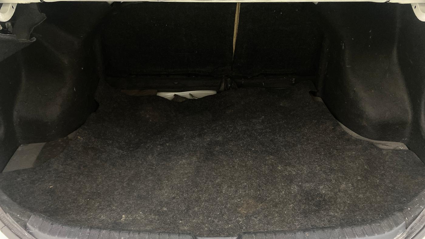 2018 Toyota YARIS G MT, Petrol, Manual, 56,678 km, Boot Inside
