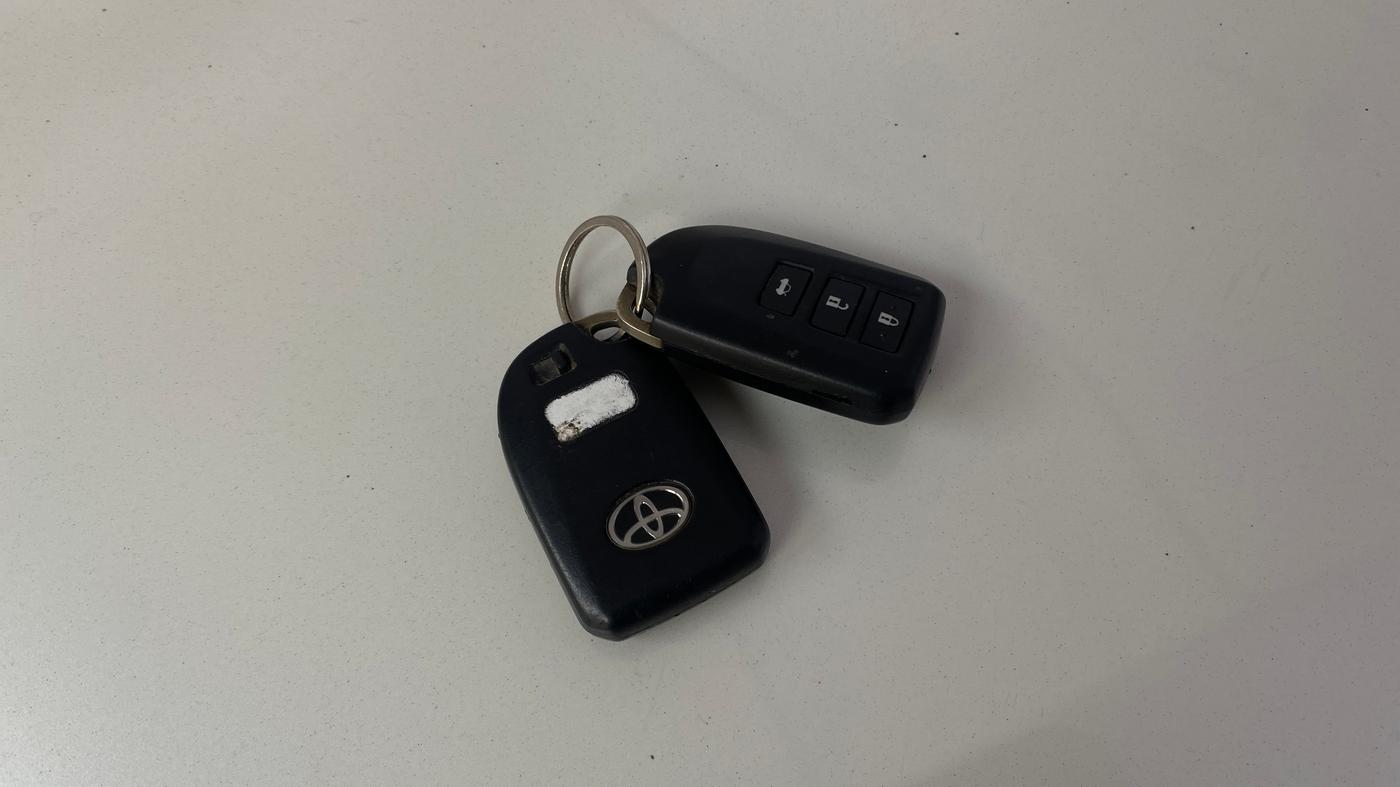 2018 Toyota YARIS G MT, Petrol, Manual, 56,678 km, Key Close Up
