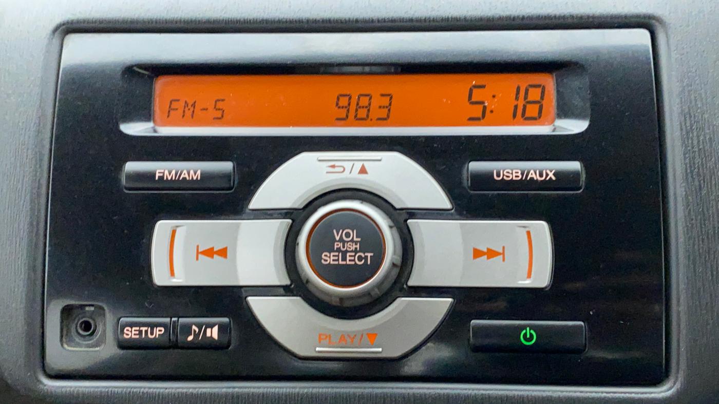 2014 Honda Brio 1.2 S MT I VTEC, Petrol, Manual, 97,333 km, Infotainment System