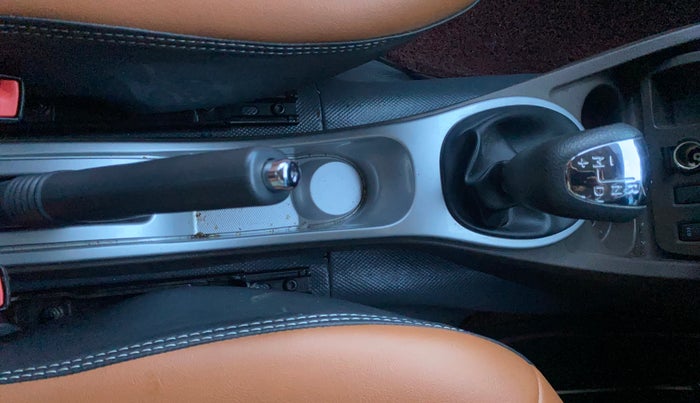 2017 Renault Duster 110 PS RXZ 4X2 AMT DIESEL, Diesel, Automatic, 55,527 km, Gear Lever