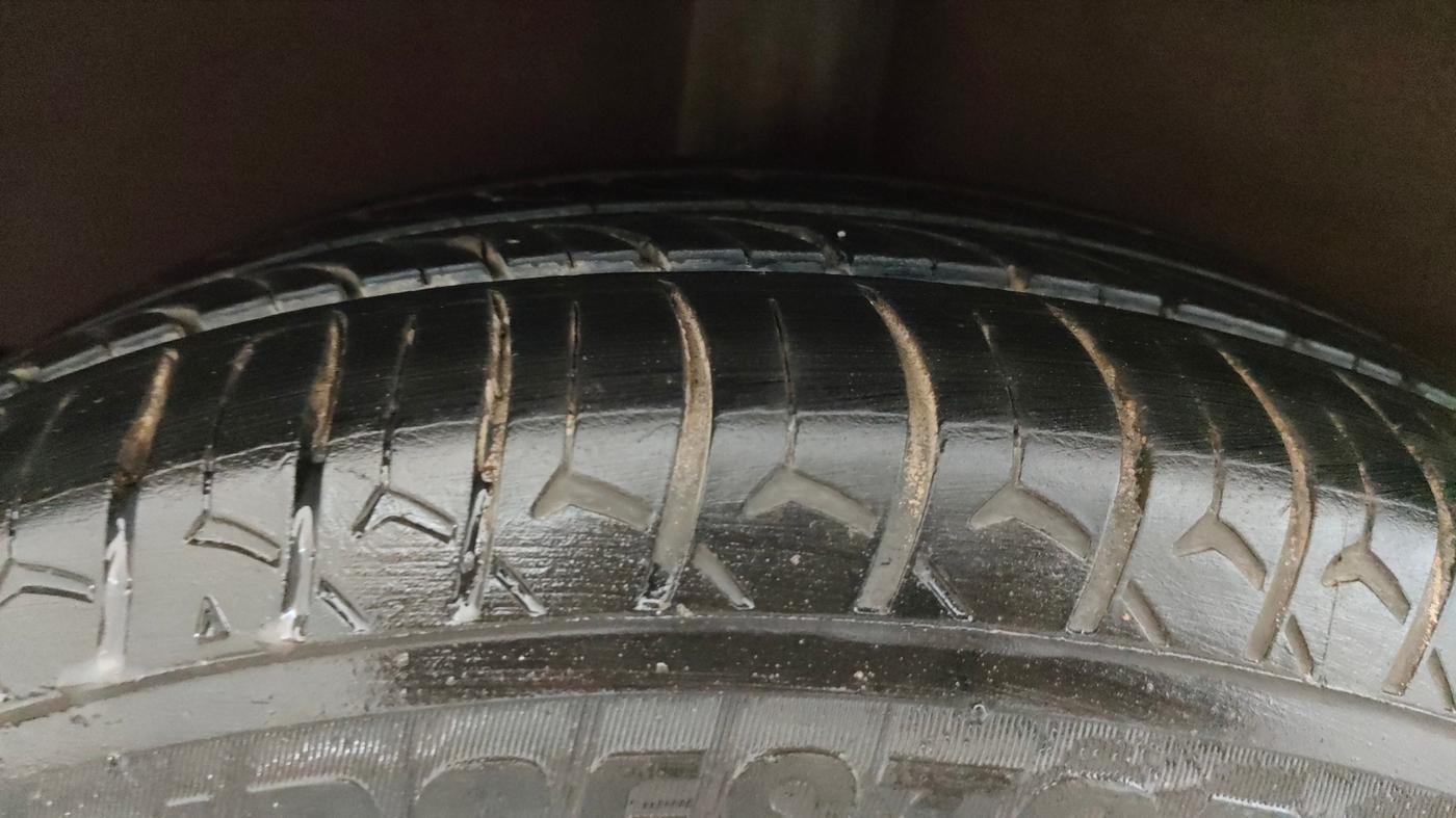 2018 Hyundai NEW SANTRO SPORTZ CNG, CNG, Manual, 77,563 km, Right Rear Tyre Tread