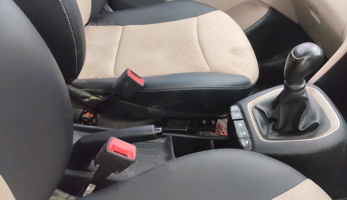 2018 Hyundai NEW SANTRO SPORTZ CNG, CNG, Manual, 77,563 km, Gear Lever