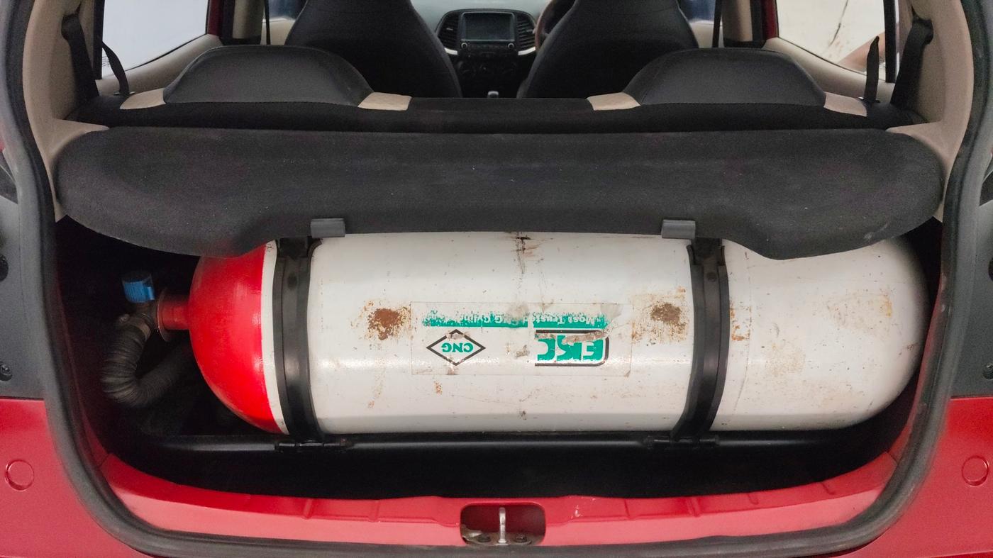 2018 Hyundai NEW SANTRO SPORTZ CNG, CNG, Manual, 77,563 km, Boot Inside