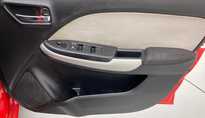 2015 Maruti Baleno DELTA PETROL 1.2, Petrol, Manual, 61,446 km, Driver Side Door Panels Control
