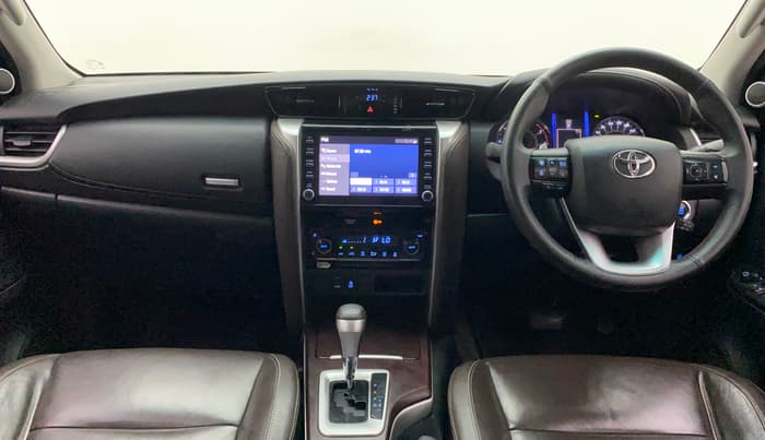 2016 Toyota Fortuner 2.8 4X2 AT, Diesel, Automatic, 1,28,617 km, Dashboard
