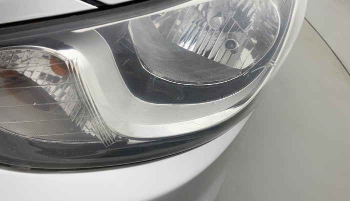 2013 Hyundai Verna FLUIDIC 1.6 VTVT SX, Petrol, Manual, 1,05,111 km, Left headlight - Minor scratches