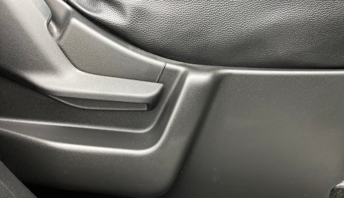 2021 Maruti New Wagon-R ZXI 1.2L AGS, Petrol, Automatic, 3,346 km, Driver Side Adjustment Panel