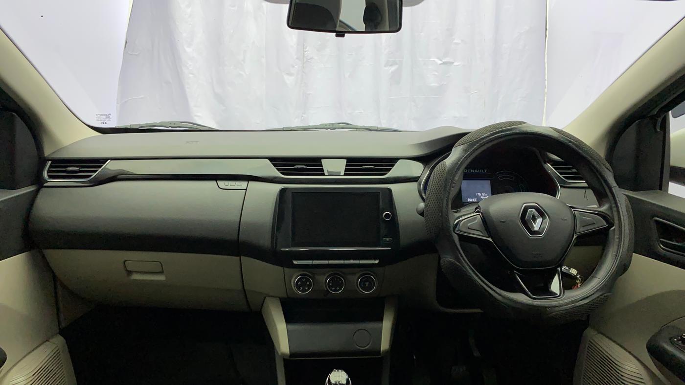 2020 Renault TRIBER RXT, Petrol, Manual, 17,598 km, Dashboard