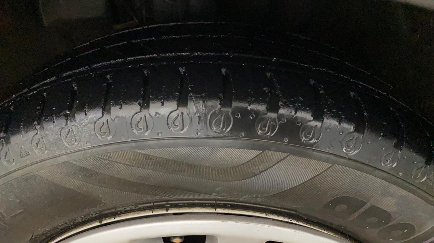 2021 Tata Tiago XE PETROL, Petrol, Manual, 24,131 km, Left Front Tyre Tread