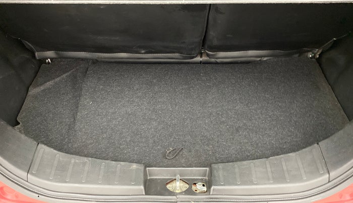 2013 Maruti Wagon R 1.0 VXI, Petrol, Manual, 31,344 km, Boot Inside