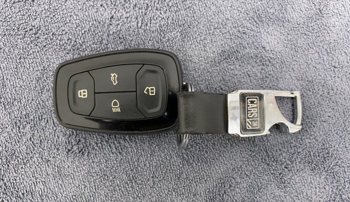 2019 Tata Harrier XZ 2.0L, Diesel, Manual, 72,077 km, Key Close Up