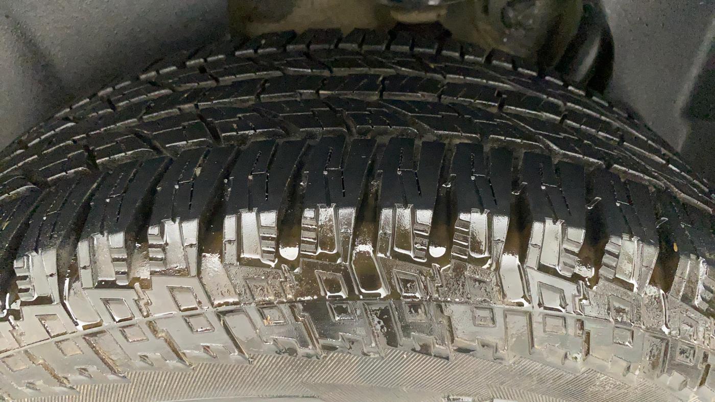 2019 Tata Harrier XZ 2.0L, Diesel, Manual, 72,077 km, Right Rear Tyre Tread