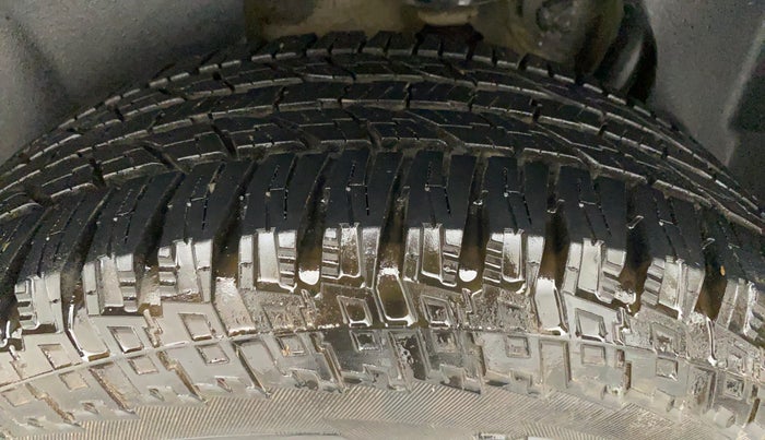 2019 Tata Harrier XZ 2.0L, Diesel, Manual, 72,077 km, Right Rear Tyre Tread