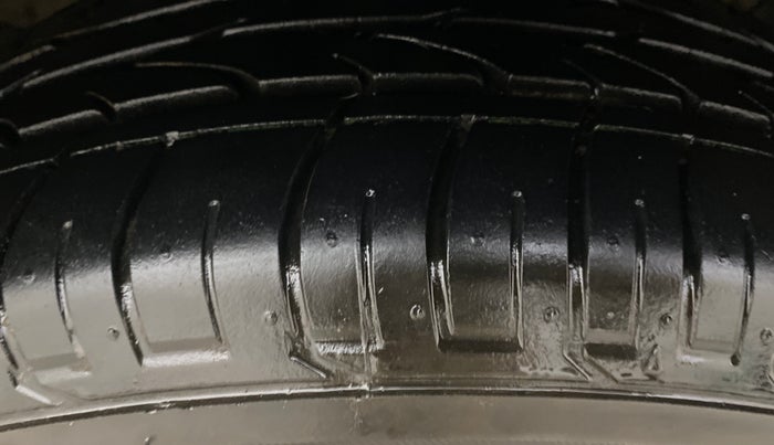 2019 Hyundai Creta SX AT 1.6 PETROL, Petrol, Automatic, 64,379 km, Right Front Tyre Tread