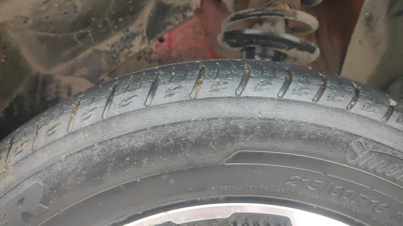 2021 Maruti Vitara Brezza ZXI PLUS, Petrol, Manual, 39,276 km, Left Front Tyre Tread