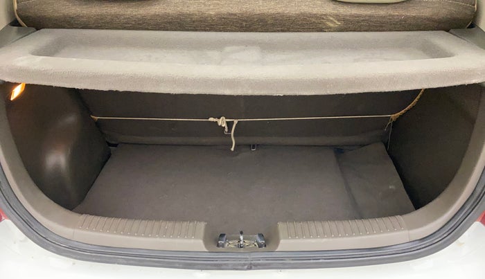 2013 Hyundai Grand i10 SPORTZ AT 1.2 KAPPA VTVT, Petrol, Automatic, 64,708 km, Boot Inside