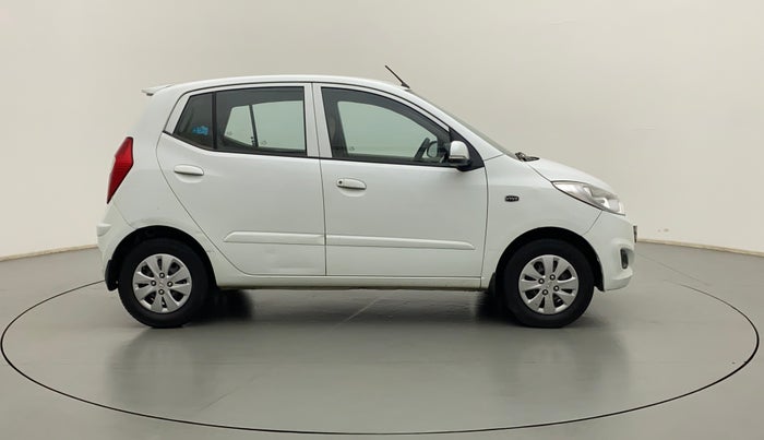 2013 Hyundai Grand i10 SPORTZ AT 1.2 KAPPA VTVT, Petrol, Automatic, 64,708 km, Right Side View