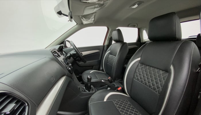 2016 Maruti Vitara Brezza ZDI, Diesel, Manual, 77,411 km, Right Side Front Door Cabin