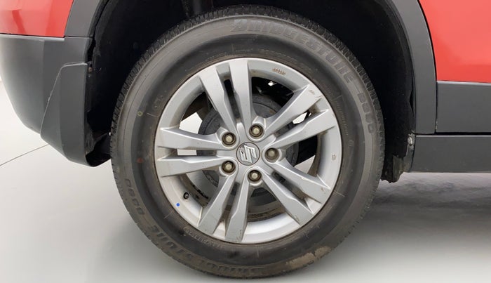 2016 Maruti Vitara Brezza ZDI, Diesel, Manual, 77,411 km, Right Rear Wheel