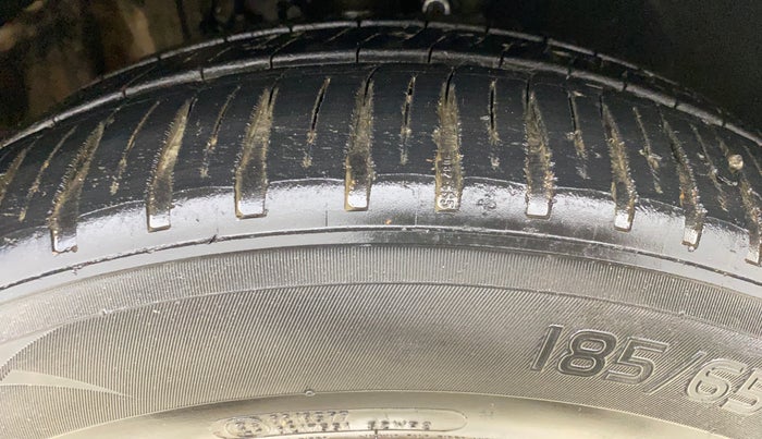 2018 Skoda Rapid AMBITION 1.6 MPI AT, Petrol, Automatic, 56,449 km, Right Front Tyre Tread