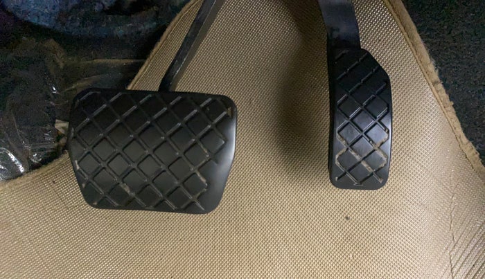 2018 Skoda Rapid AMBITION 1.6 MPI AT, Petrol, Automatic, 56,449 km, Pedals