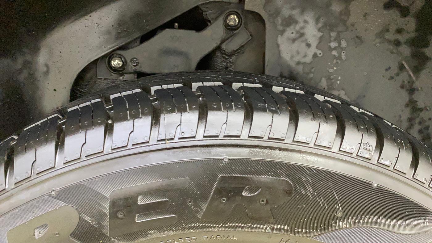 2020 Tata Harrier XZA 2.0L, Diesel, Automatic, 52,353 km, Left Rear Tyre Tread