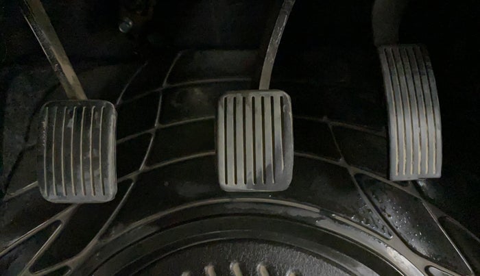 2015 Hyundai Grand i10 MAGNA 1.1 CRDI, Diesel, Manual, 25,426 km, Pedals