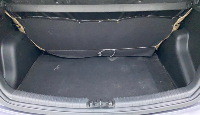 2015 Hyundai Grand i10 MAGNA 1.1 CRDI, Diesel, Manual, 25,426 km, Boot Inside