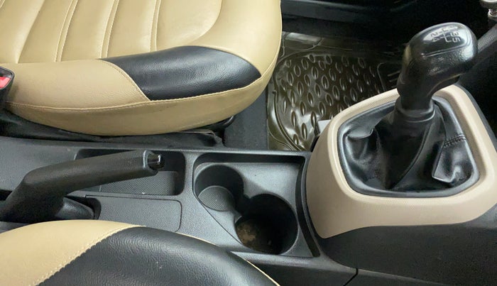 2015 Hyundai Grand i10 MAGNA 1.1 CRDI, Diesel, Manual, 25,426 km, Gear Lever