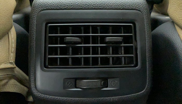 2015 Hyundai Grand i10 MAGNA 1.1 CRDI, Diesel, Manual, 25,426 km, Rear AC Vents