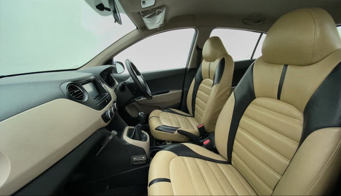 2015 Hyundai Grand i10 MAGNA 1.1 CRDI, Diesel, Manual, 25,426 km, Right Side Front Door Cabin